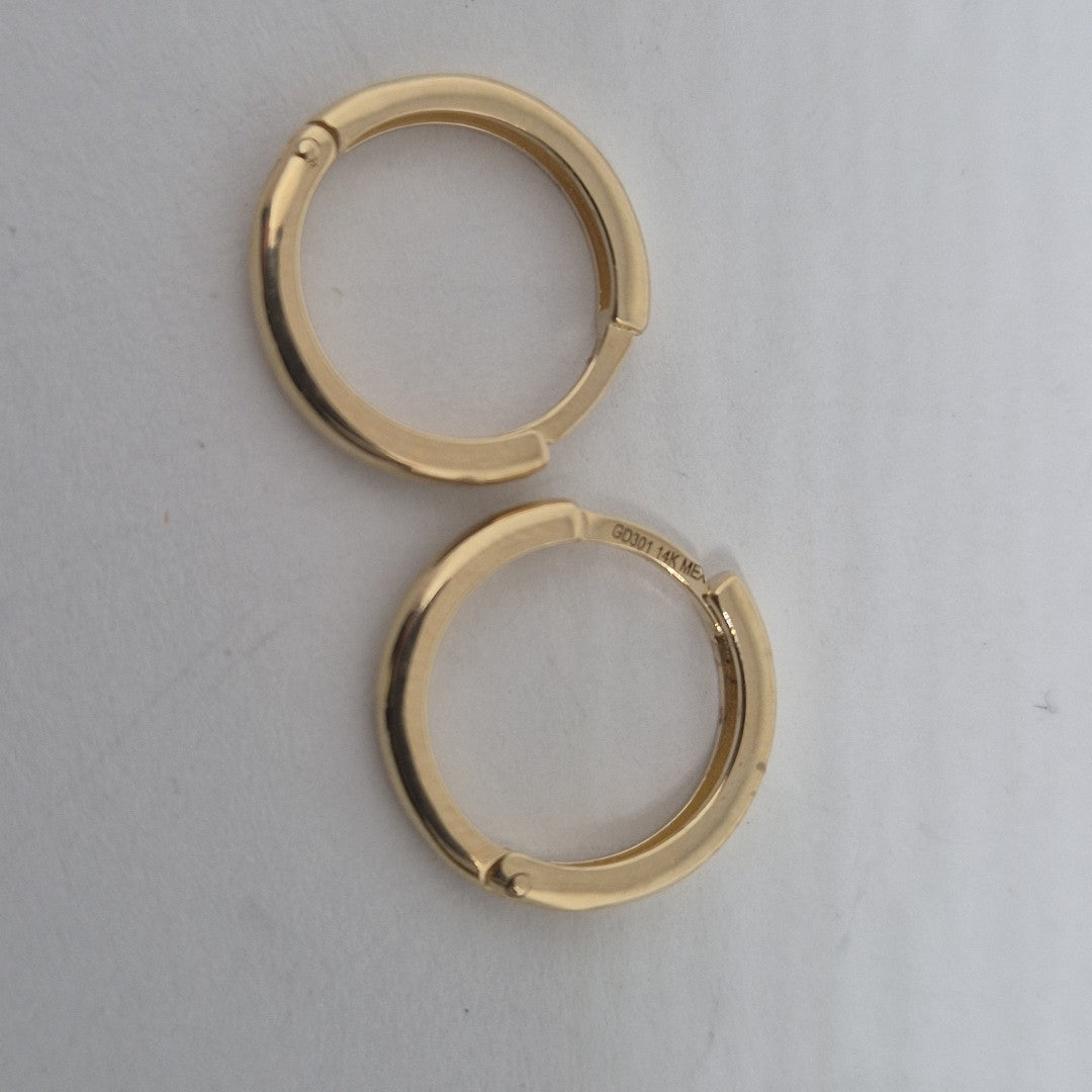 ARETES HUGGIES LISAS 14K 1.6 GR (NUEVO)