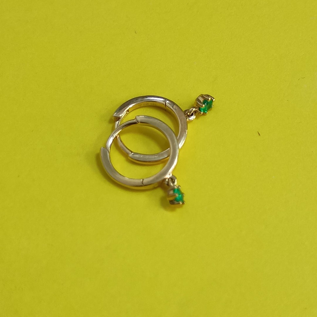 ARRACADAS PAR ORO 14 K 1.1 GRMS (SEMINUEVO)