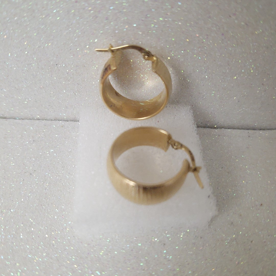ARRACADAS PAR ORO 14 K 3.1 GRMS (SEMINUEVO)