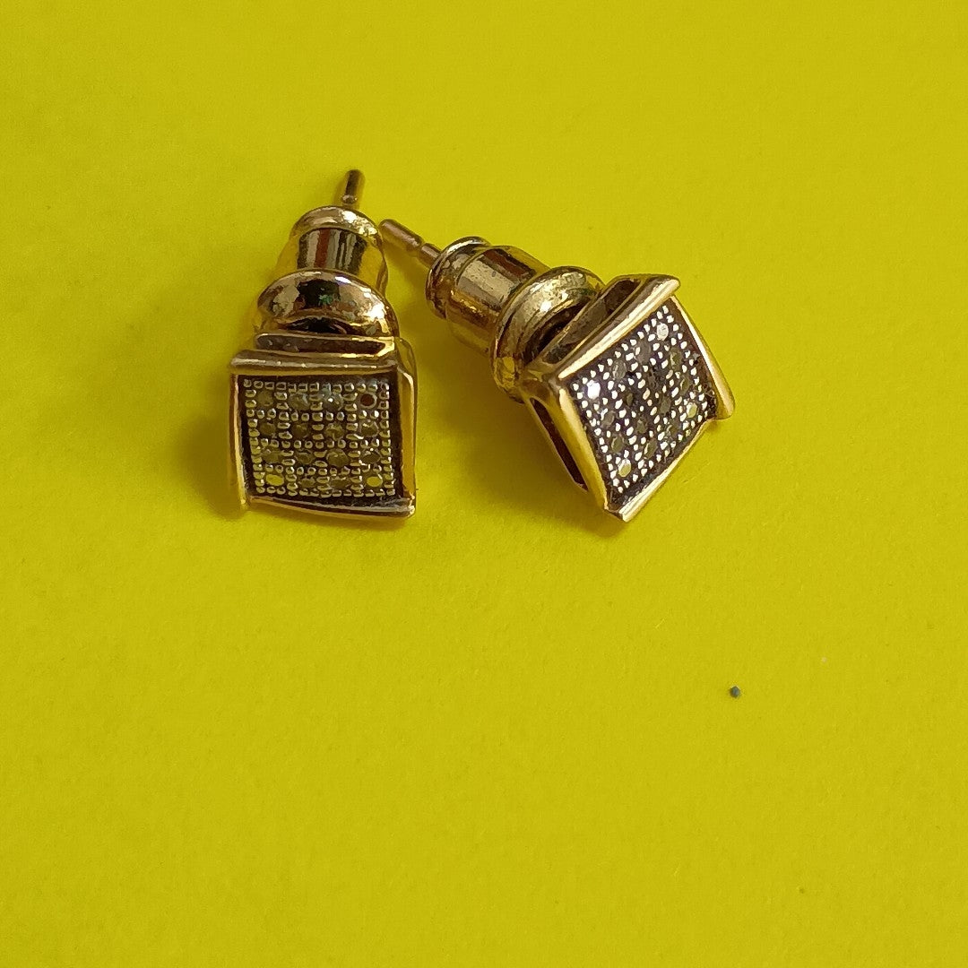ARETES PAR ORO 10 K 1.4 GRMS (SEMINUEVO)