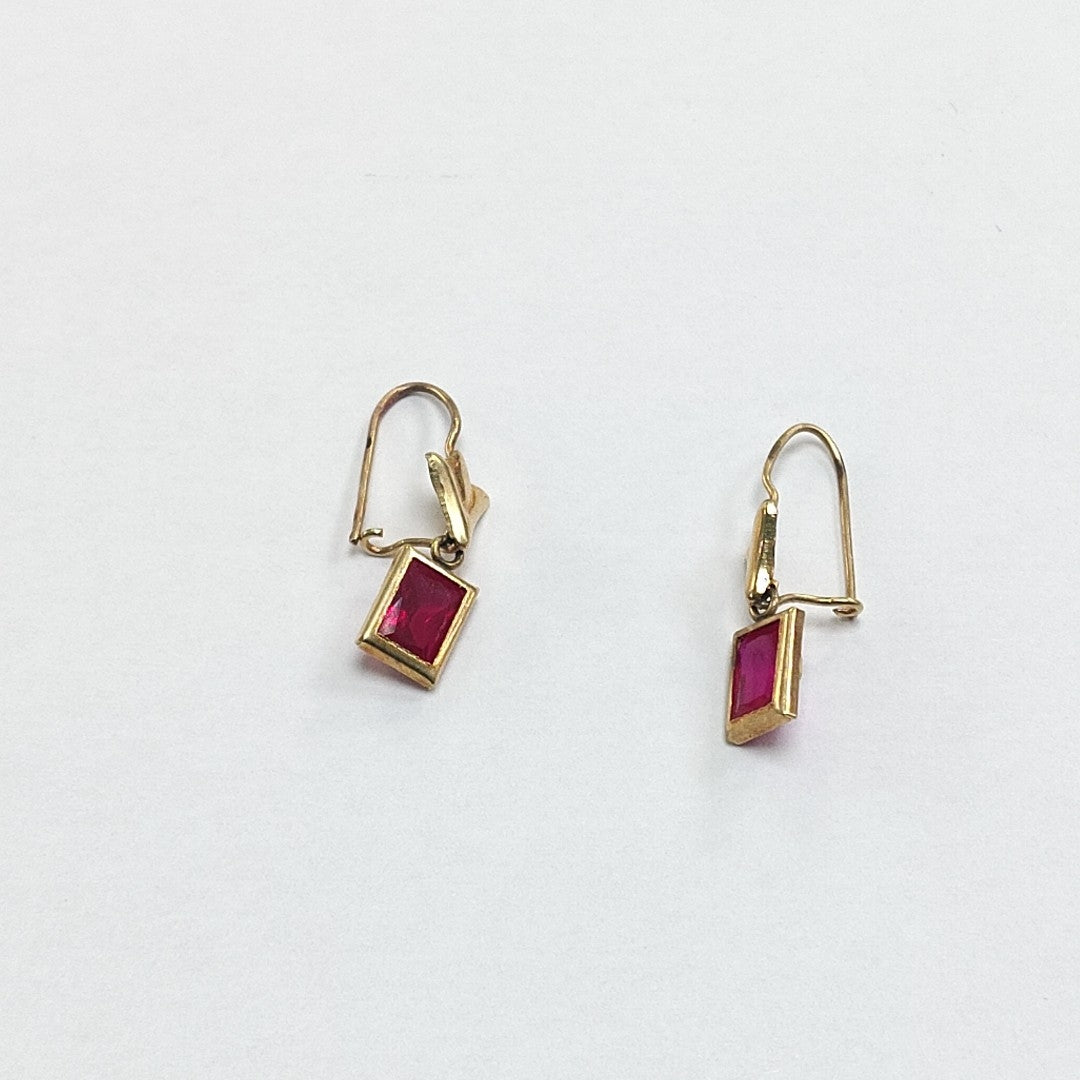 ARETES PAR ORO 8 K 1.7 GRMS (SEMINUEVO)