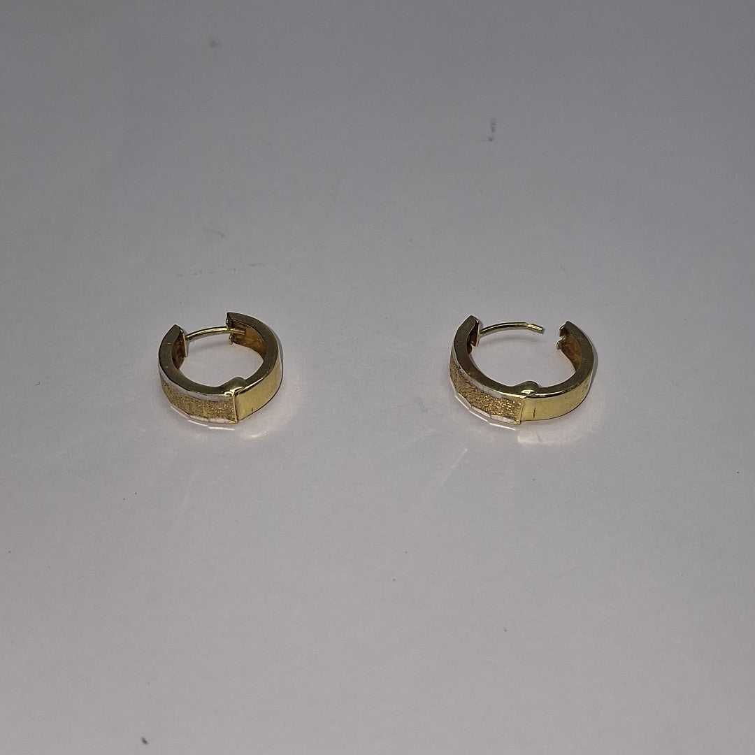 ARRACADAS PAR ORO 10 K 2 GRMS (SEMINUEVO)