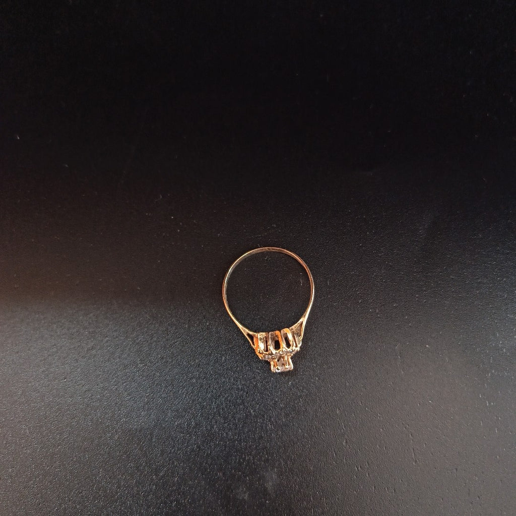 ANILLO ORO 10 K 1.9 GRMS (SEMINUEVO)