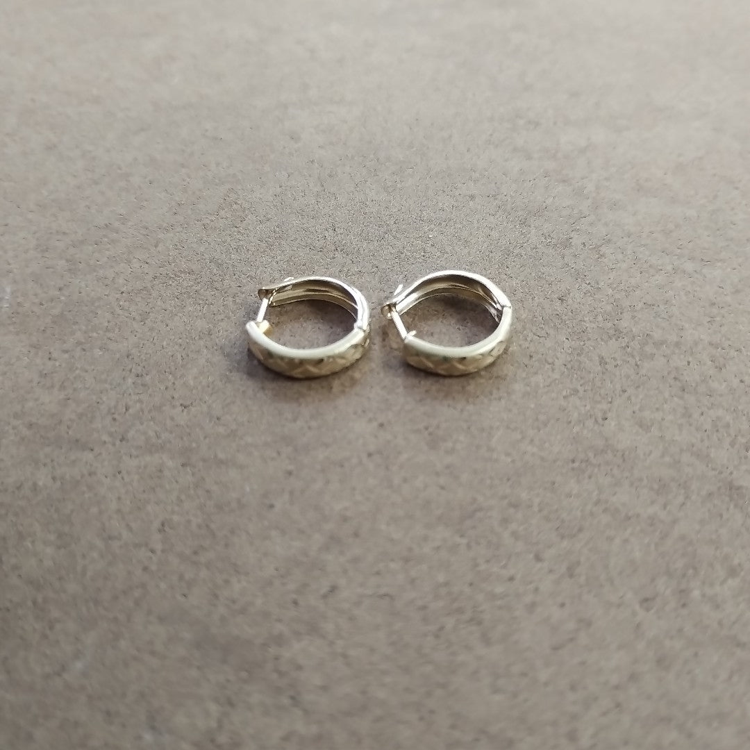 HUGGIES ORO 14K 1.1 (NUEVO)