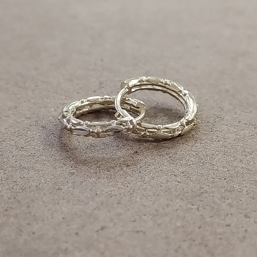 HUGGIES ORO 14K 1.2 (NUEVO)