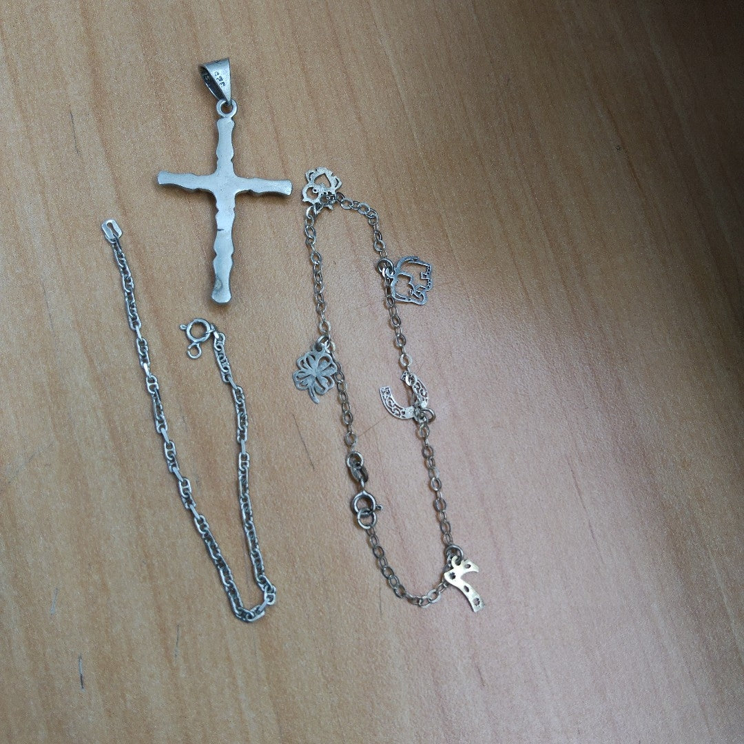 CRUZ, PULSERA PLATA 13.6 GRMS (SEMINUEVO)
