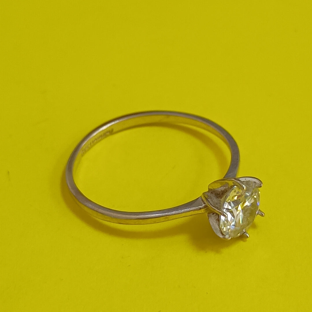 ANILLITO ORO BLANCO 10 K 1,30 GRMS (SEMINUEVO)
