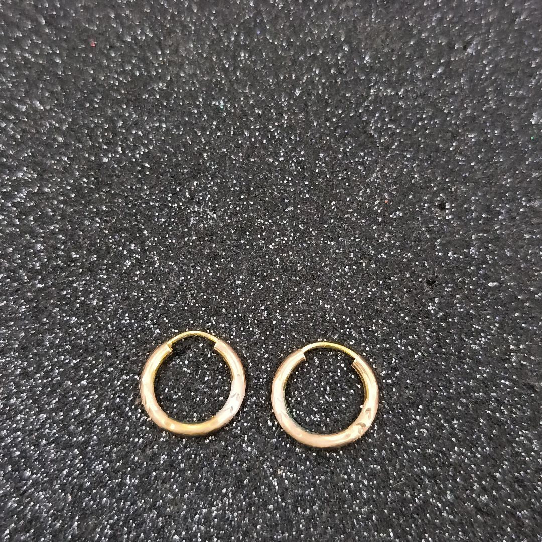 ARRACADAS PAR ORO 10 K 0.8 GRMS (SEMINUEVO)