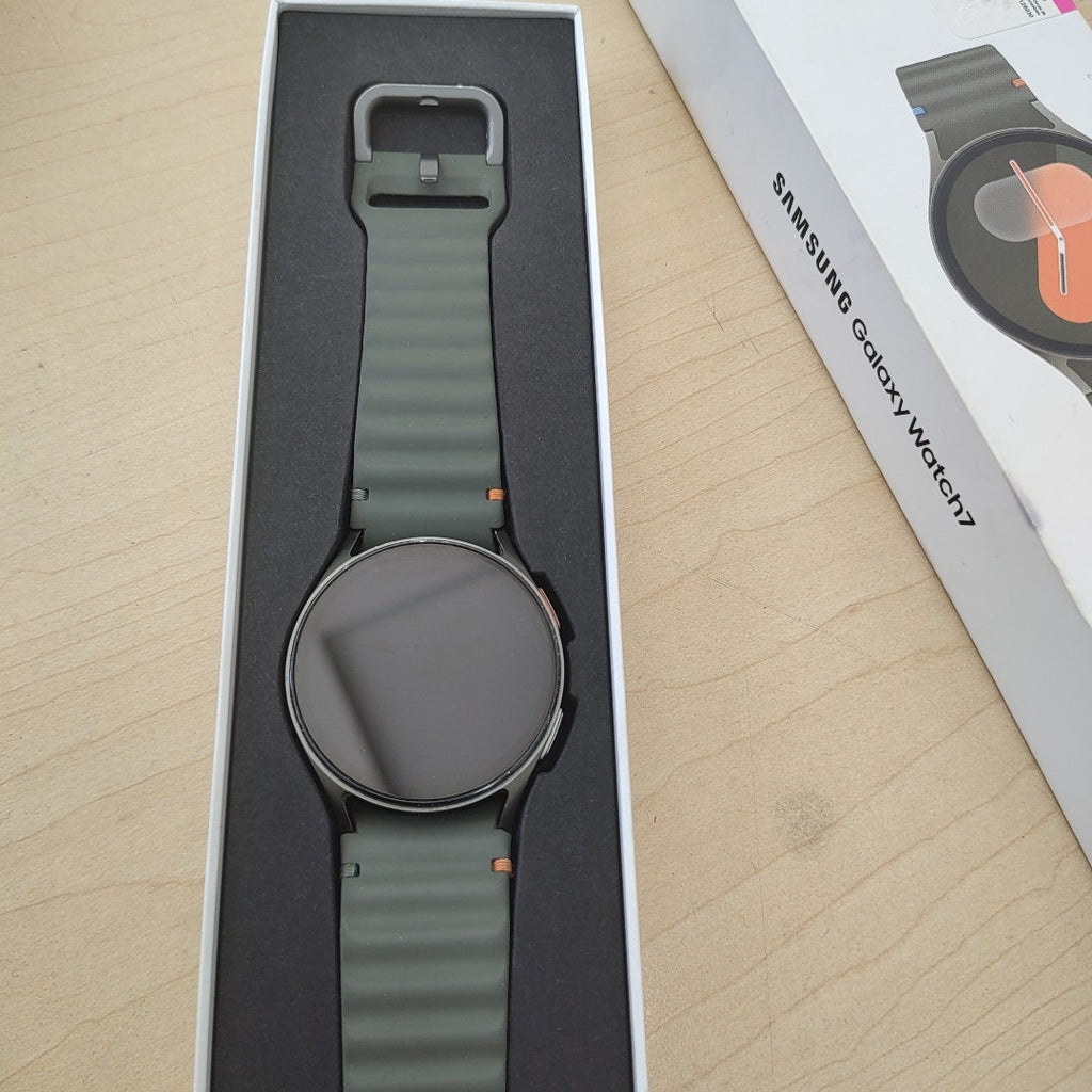 SMARTWATCH SAMSUNG GALAXY WATCH 7 SM-L300 40 MM BLUETOOTH (SEMINUEVO)