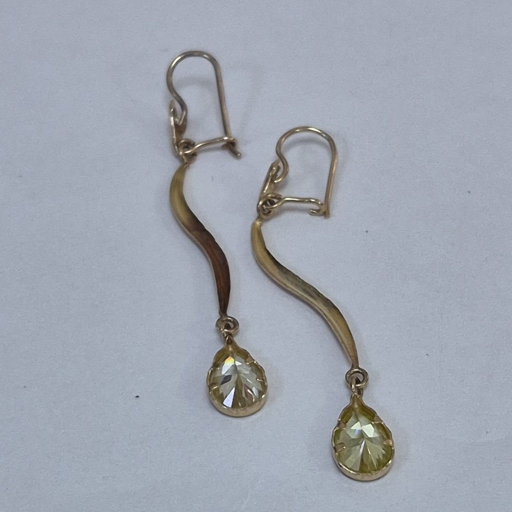 ARETES PAR ORO 10 K 2,20 GRMS (SEMINUEVO)