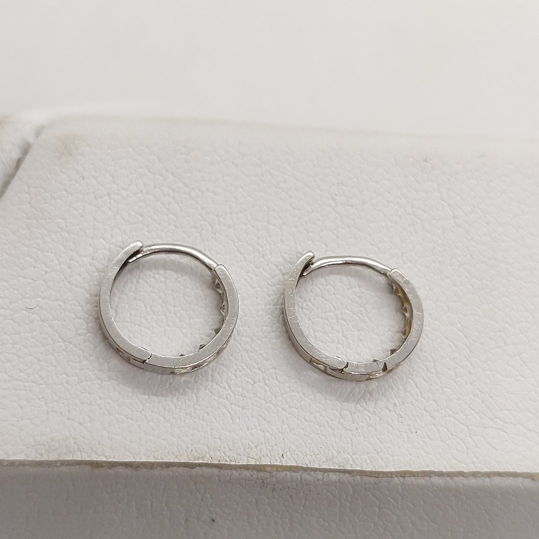ARETES PAR ORO 14 K 0.5 GRMS (SEMINUEVO)