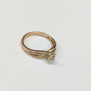 SOLITARIO ORO 14 K 2.4 GRMS (SEMINUEVO)