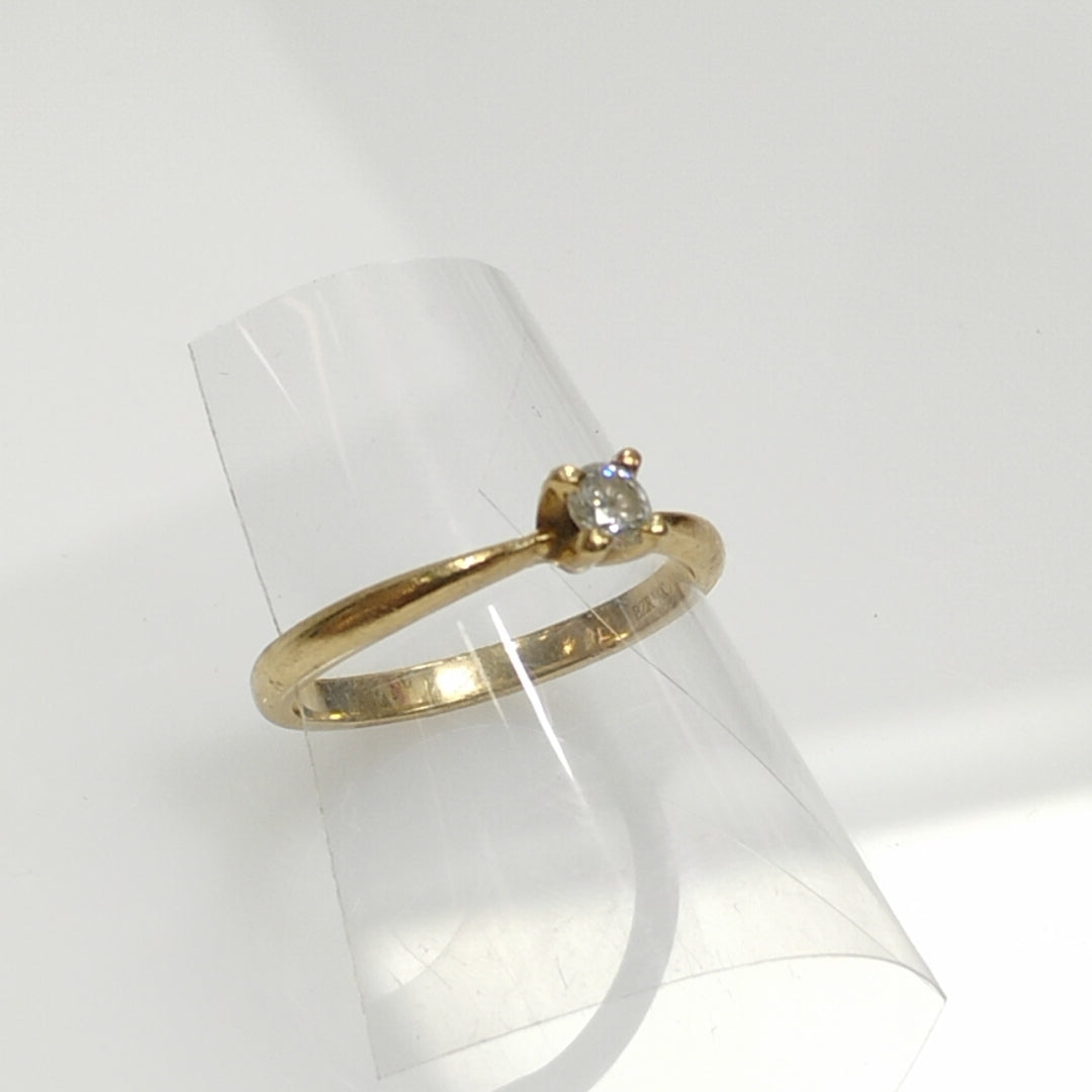 SOLITARIO ORO 14 K 2,30 GRMS (SEMINUEVO)
