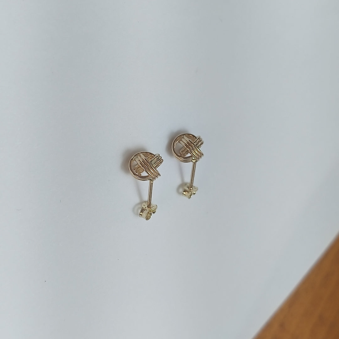 BROQUELES ORO 14K 1.8 (NUEVO)