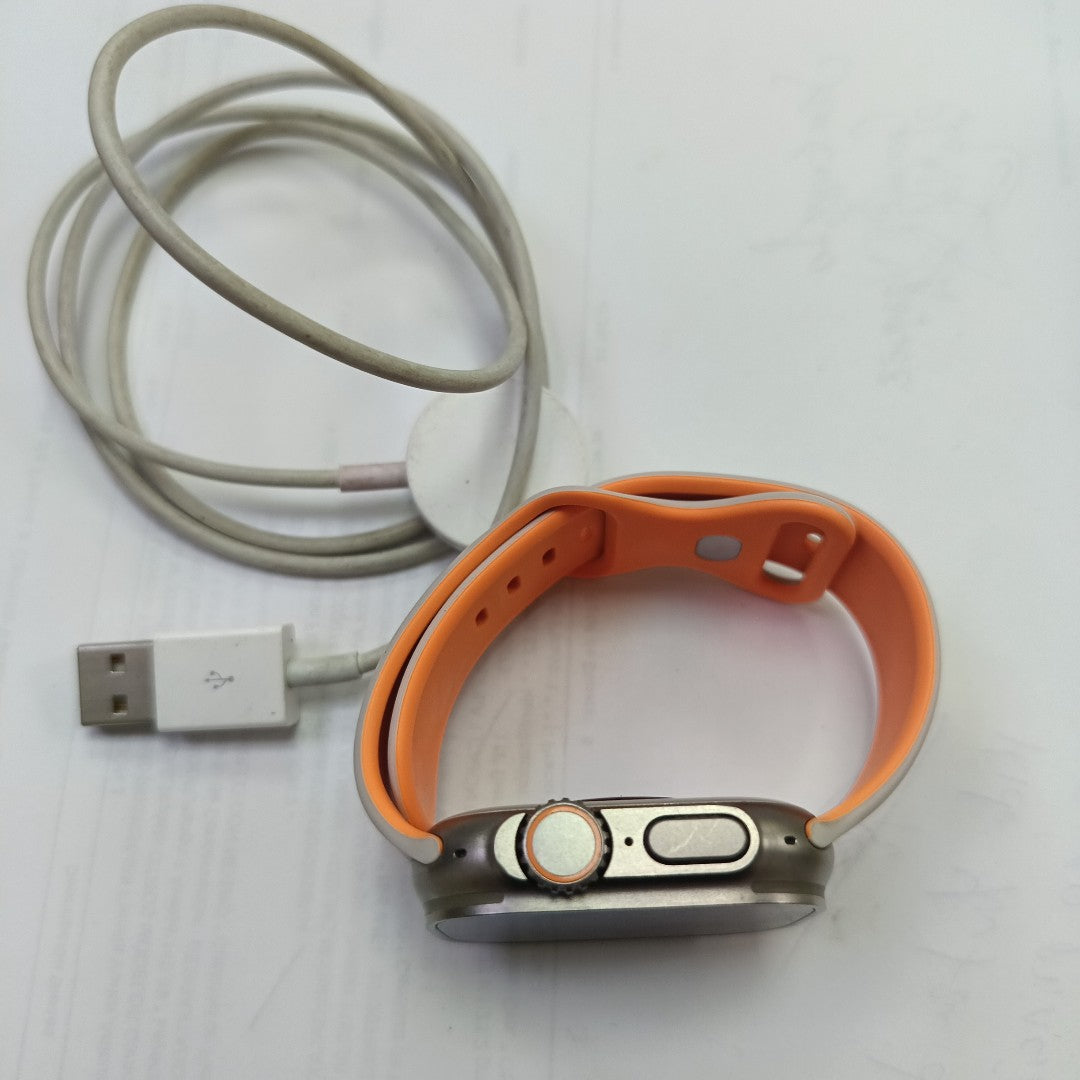 SMARTWATCH APPLE ULTRA TITANIO A2622 49 MM GPS + CELULAR (SEMINUEVO)