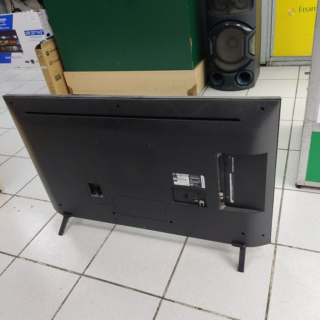 PANTALLA LG 43UR7800PSB (2024) 43" LED 4K (SEMINUEVO)