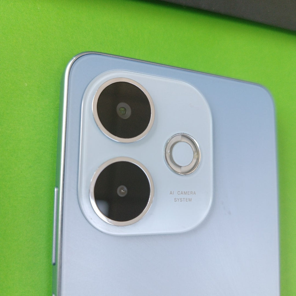 CELULAR OPPO A5 PRO CPH2711 (2025) 256 GB 8 GB RAM (SEMINUEVO)