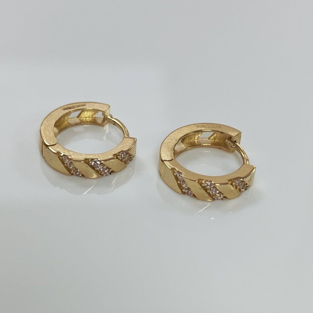 ARETES HUGGIES CON CIRCONIAS 14K 2.2 GR (NUEVO)