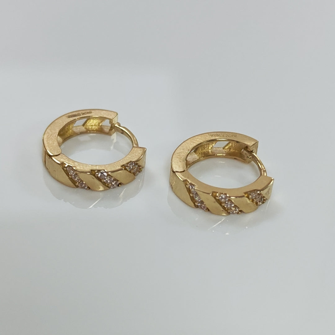 ARETES HUGGIES CON CIRCONIAS 14K 2.2 GR (NUEVO)