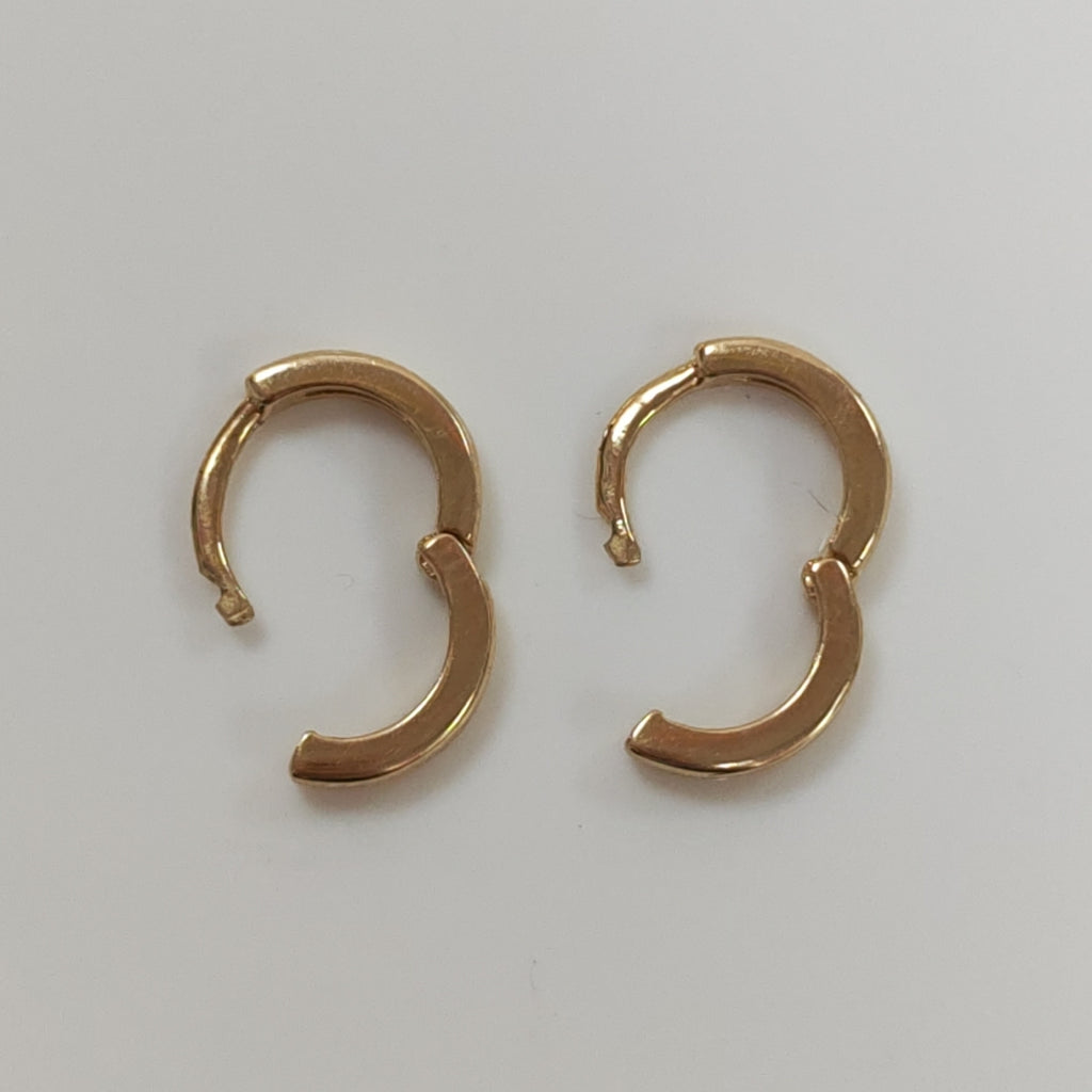 ARETES HUGGIE 14K 1.3 GR (NUEVO)