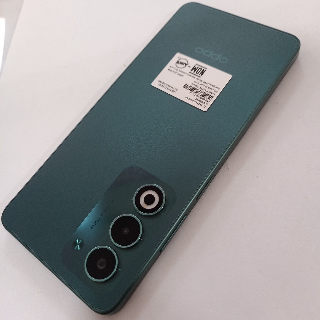 CELULAR OPPO A5 CPH2727 (2025) 256 GB 4 GB RAM