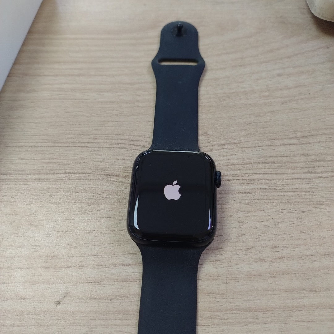 SMARTWATCH APPLE SE 2 ALUMINIO A2723 44 MM GPS (SEMINUEVO)