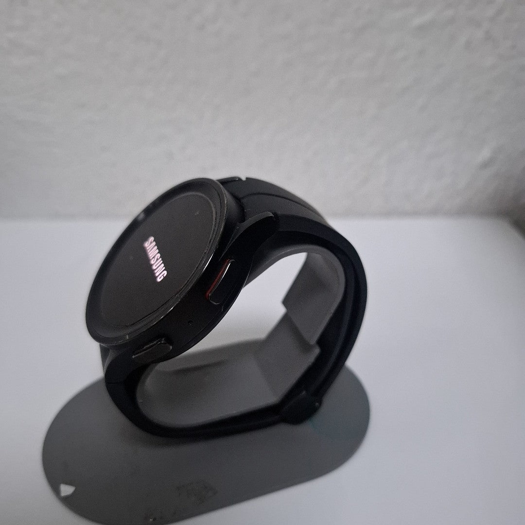 SMARTWATCH SAMSUNG GALAXY WATCH 5 PRO SM-R920 45 MM GPS (SEMINUEVO)