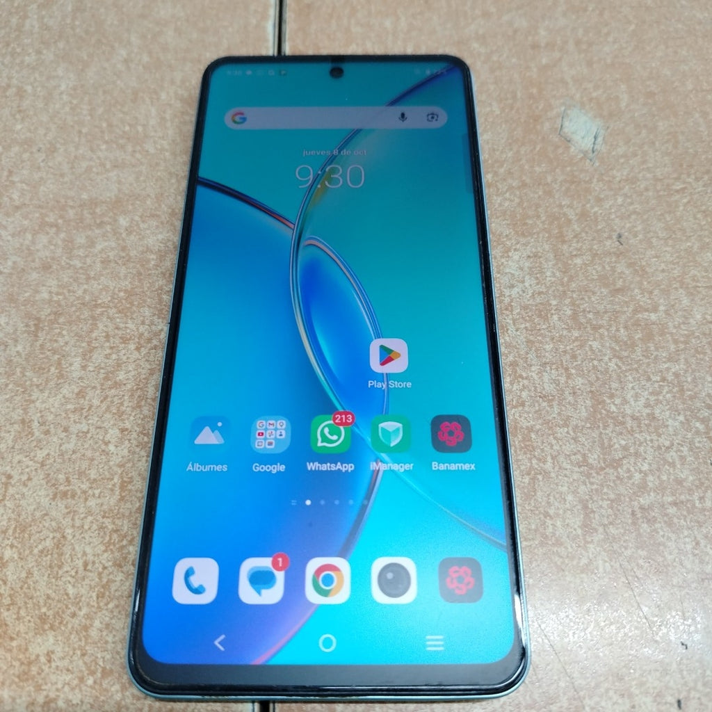 CELULAR VIVO Y36 V2247 256 GB 8 GB RAM (SEMINUEVO)