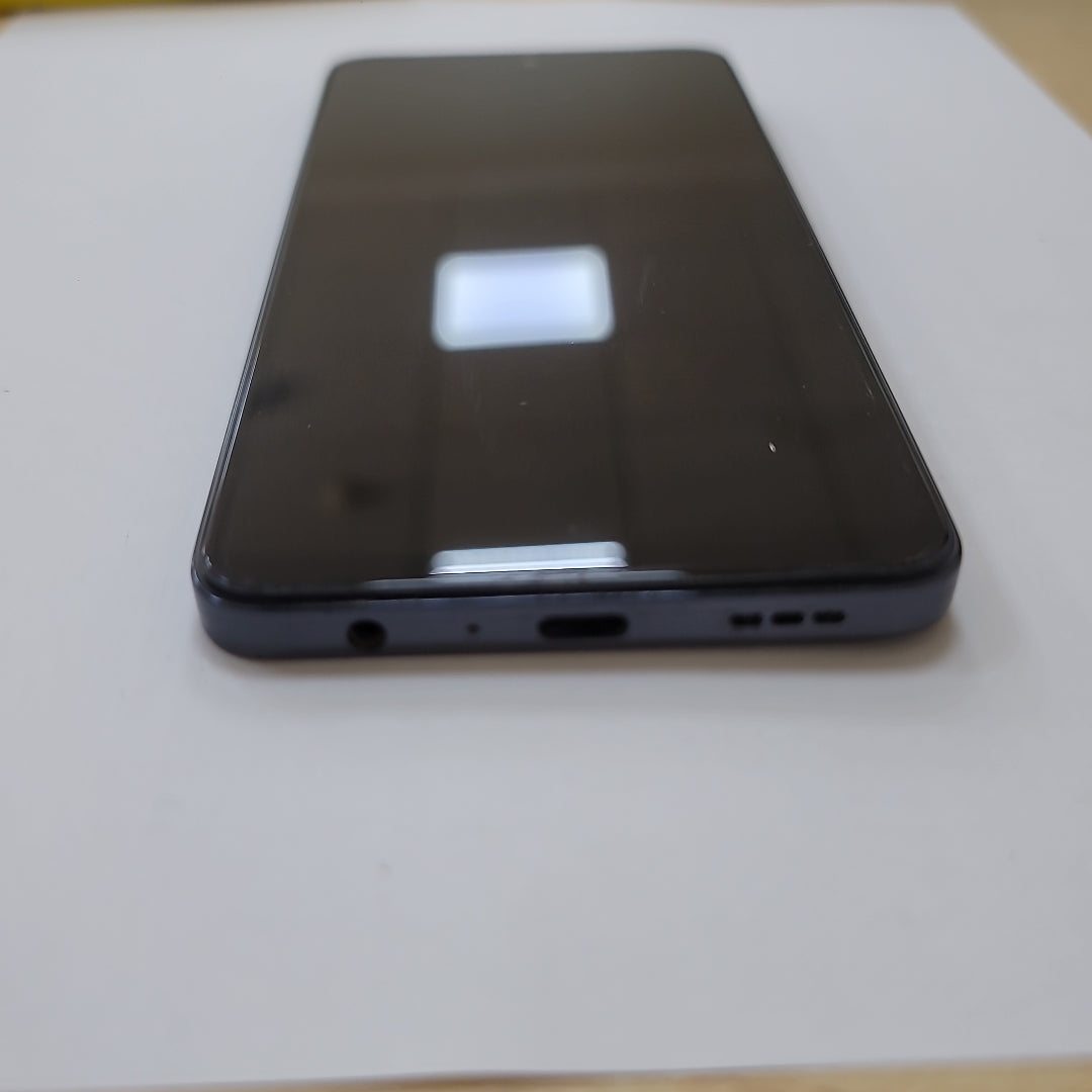 CELULAR OPPO A80 5G CPH2639 (2024) 256 GB 8 GB RAM (SEMINUEVO)