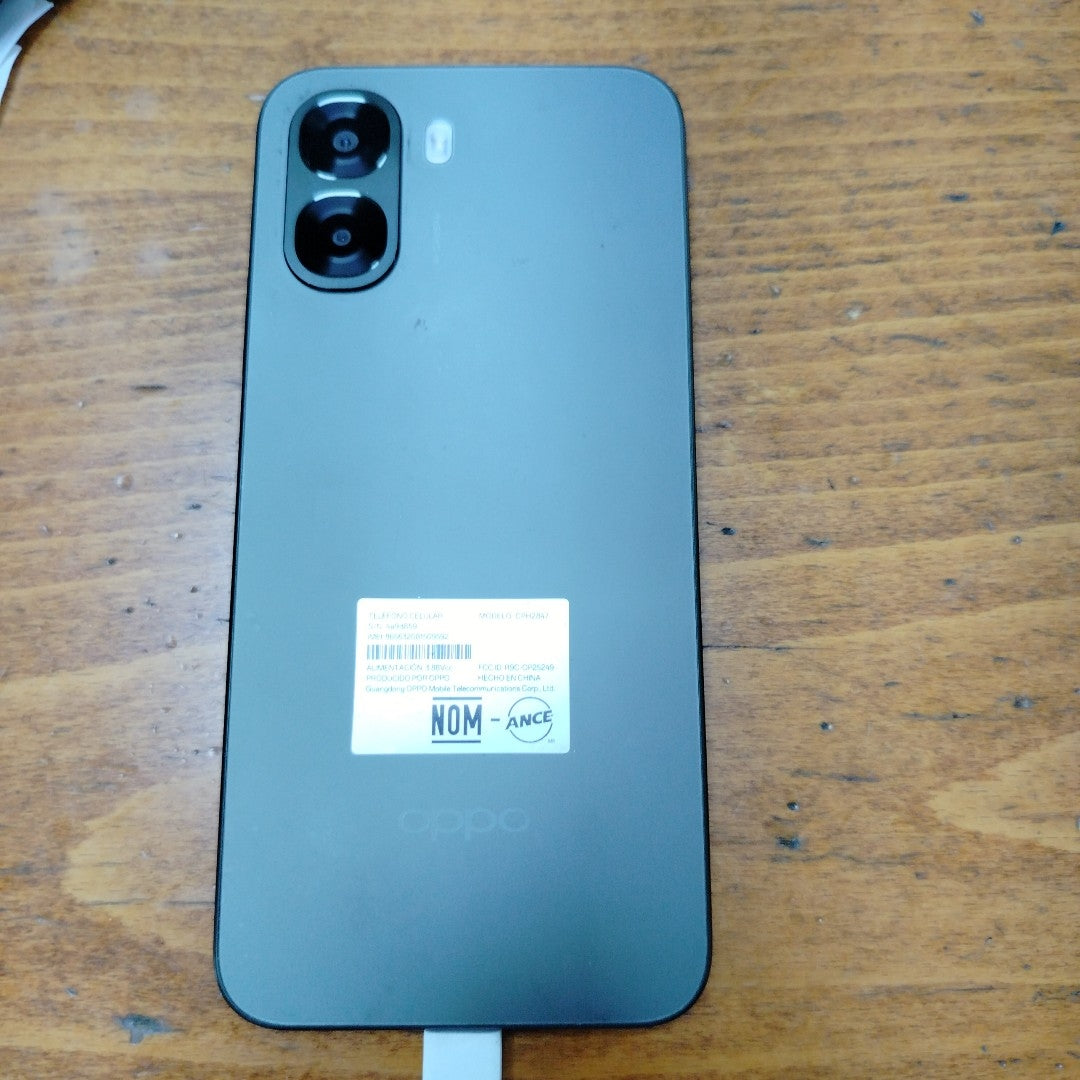 CELULAR OPPO A6T CPH2847 (2026) 128 GB 4 GB RAM (SEMINUEVO)