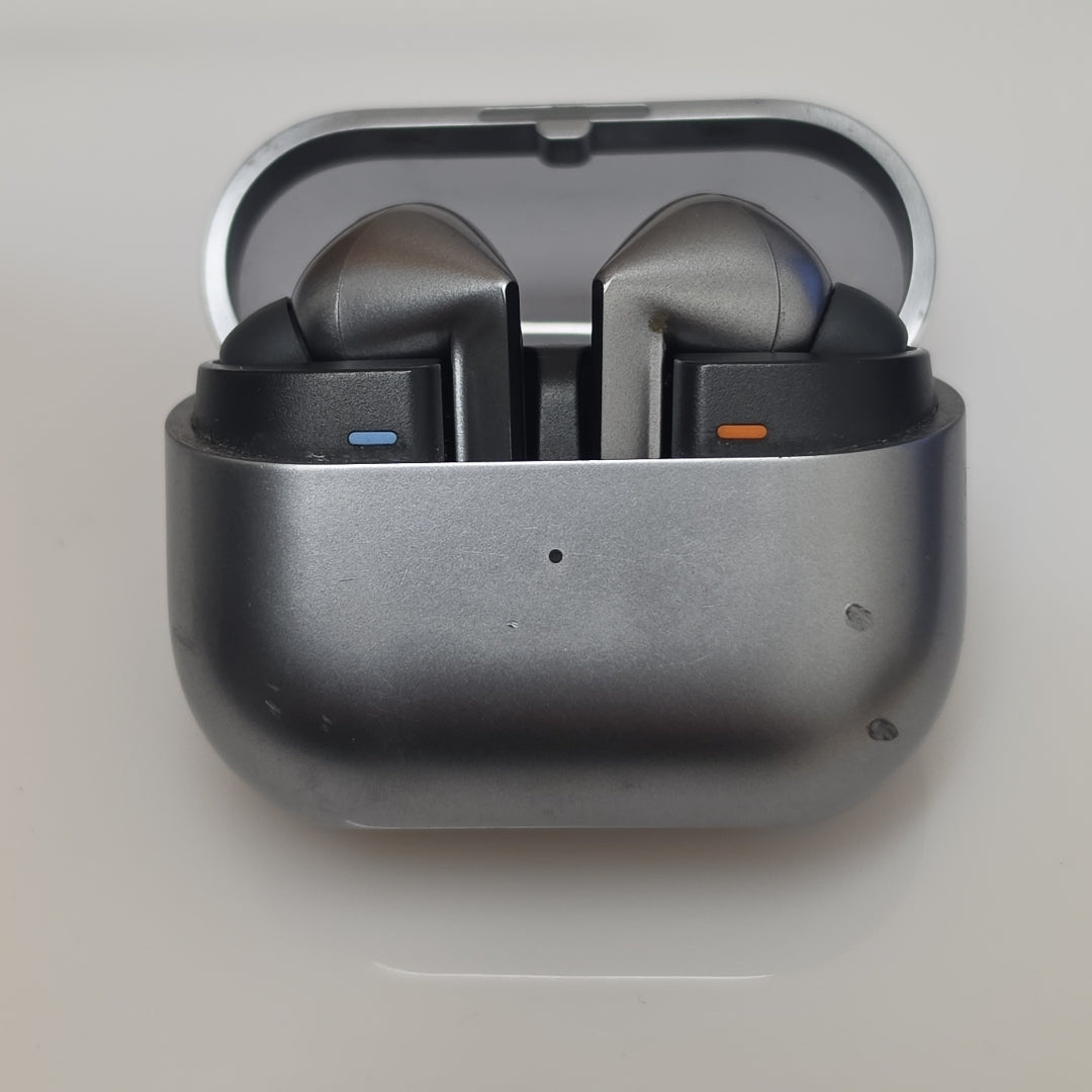 AUDIFONOS SAMSUNG GALAXY BUDS 3 PRO SM-R630 INALAMBRICO IN EAR (SEMINUEVO)