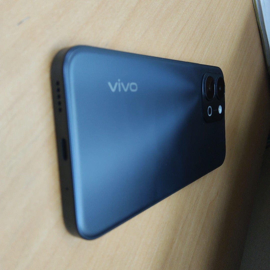 CELULAR VIVO Y31D V2543 (2026) 256 GB 6 GB RAM (SEMINUEVO)