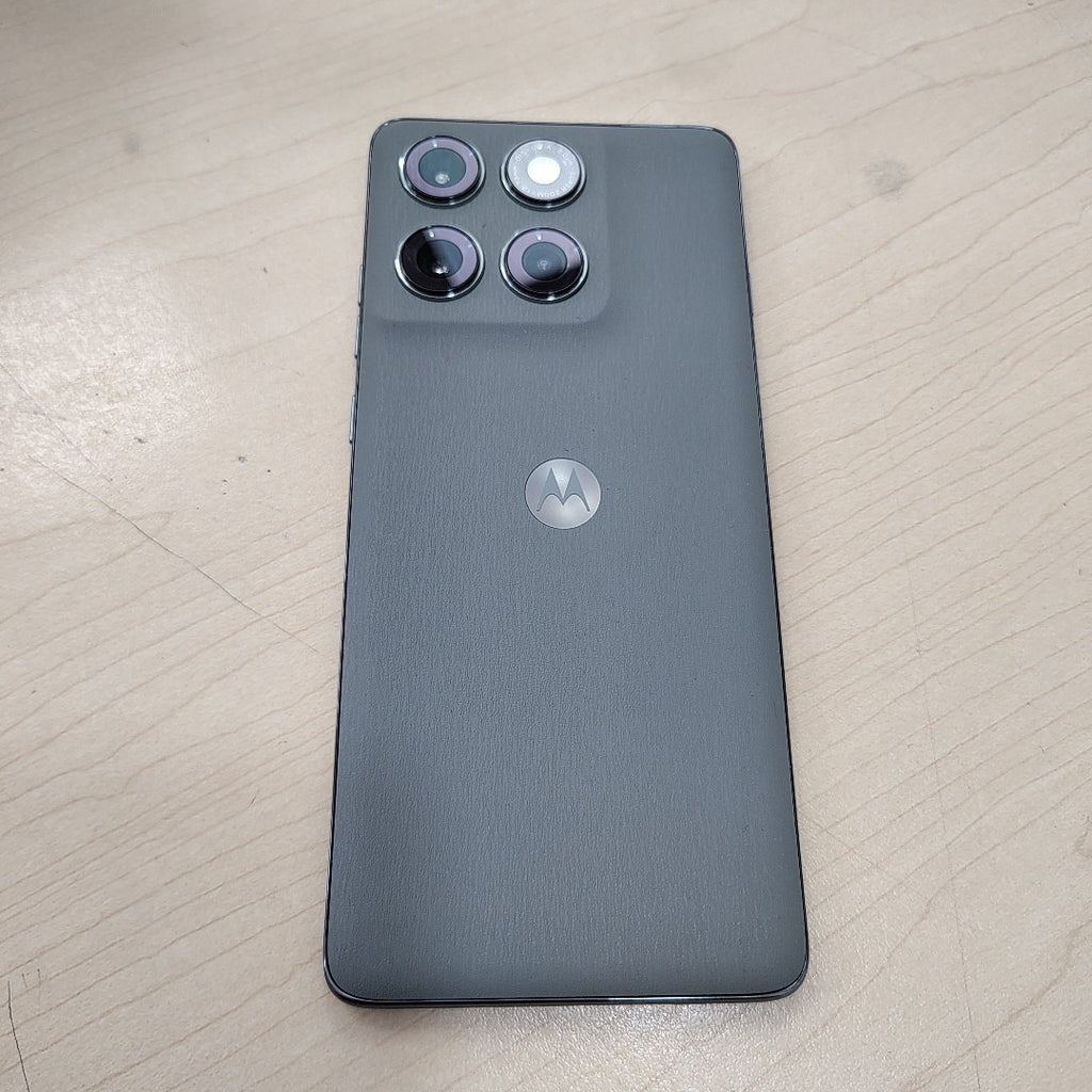 CELULAR MOTOROLA EDGE 60 PRO XT2507-1 (2025) 512 GB 12 GB RAM (SEMINUEVO)