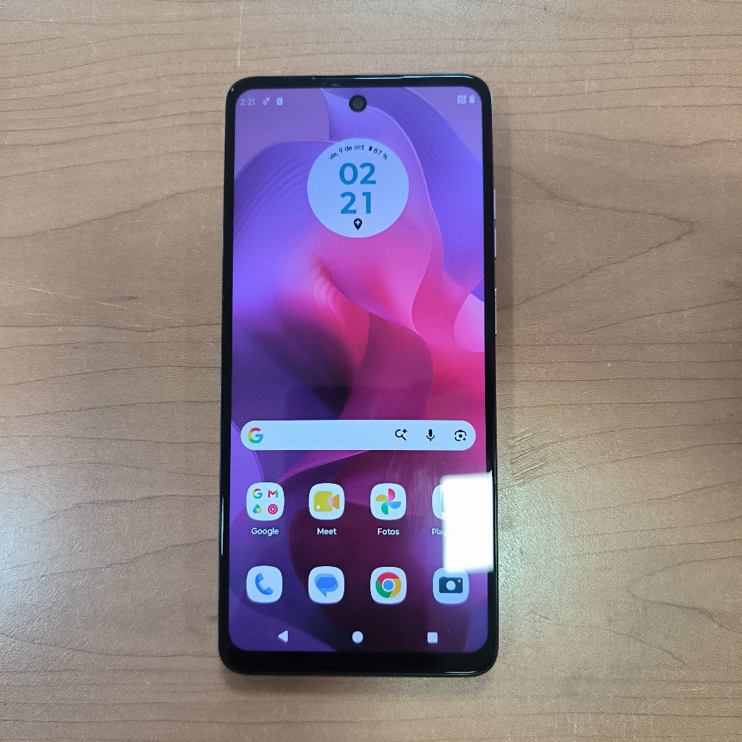 CELULAR MOTOROLA MOTO G24 XT2423-2 (2024) 128 GB 8 GB RAM (SEMINUEVO)