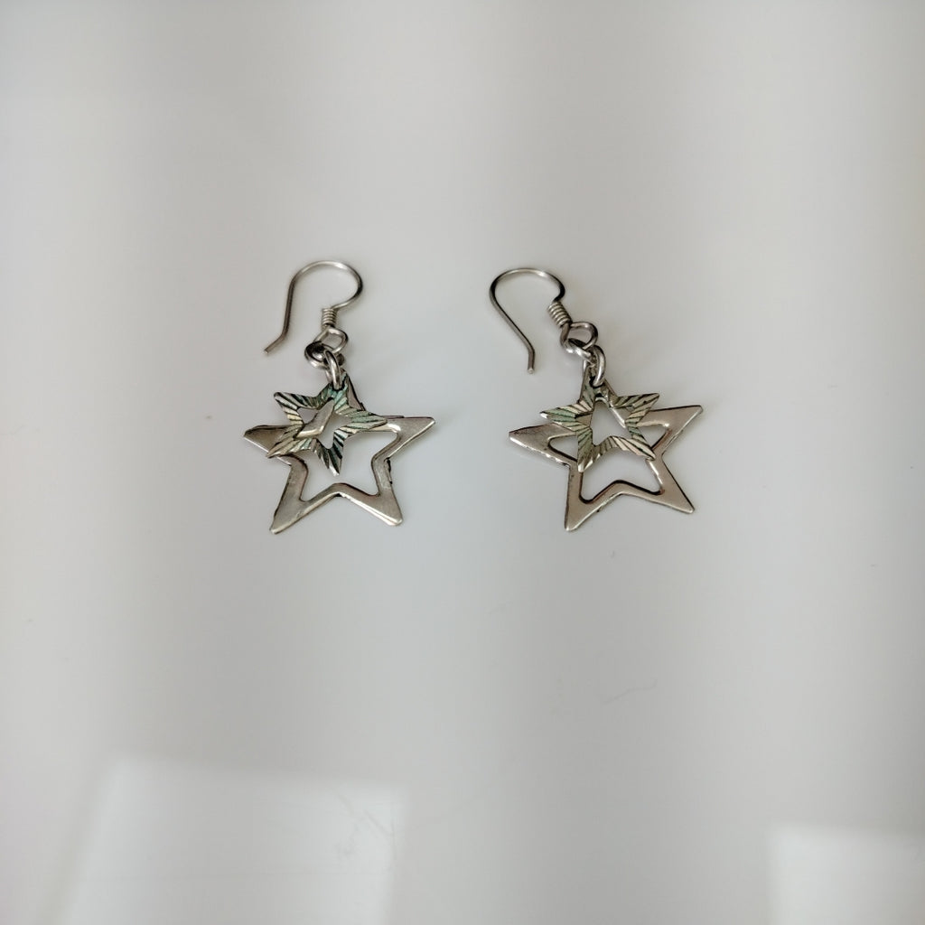 ARETES PAR PLATA 2,60 GRMS (SEMINUEVO)