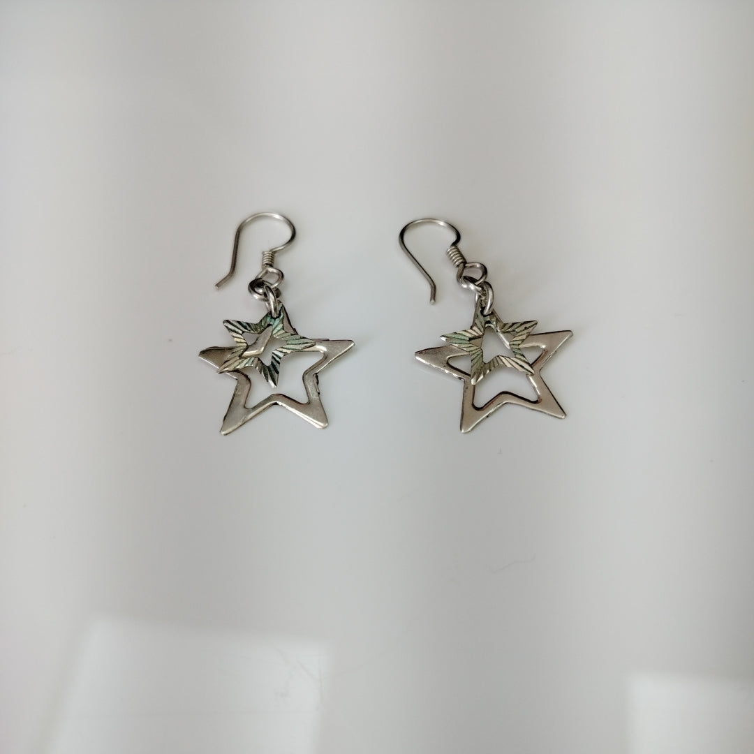 ARETES PAR PLATA 2,60 GRMS (SEMINUEVO)