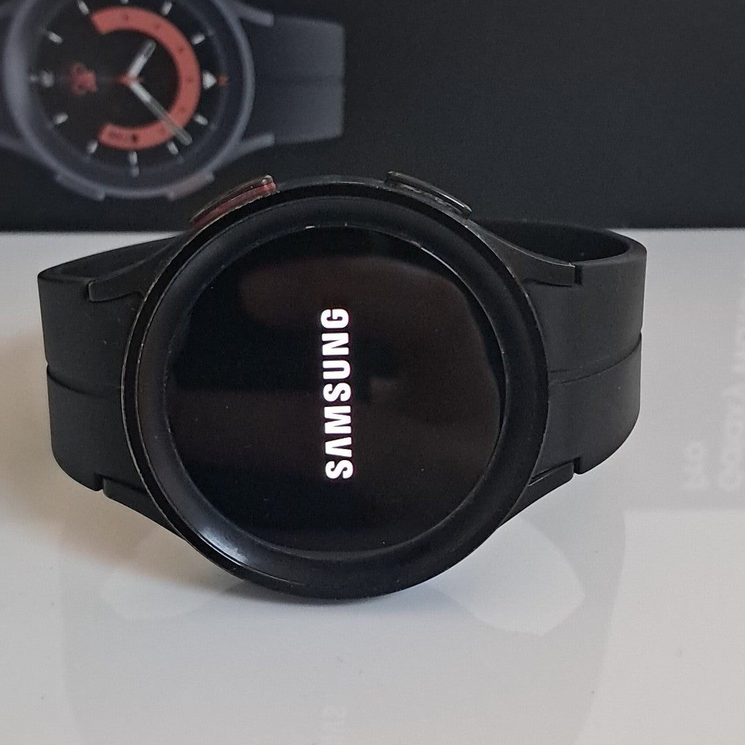 SMARTWATCH SAMSUNG GALAXY WATCH 5 PRO SM-R920 45 MM GPS (SEMINUEVO)