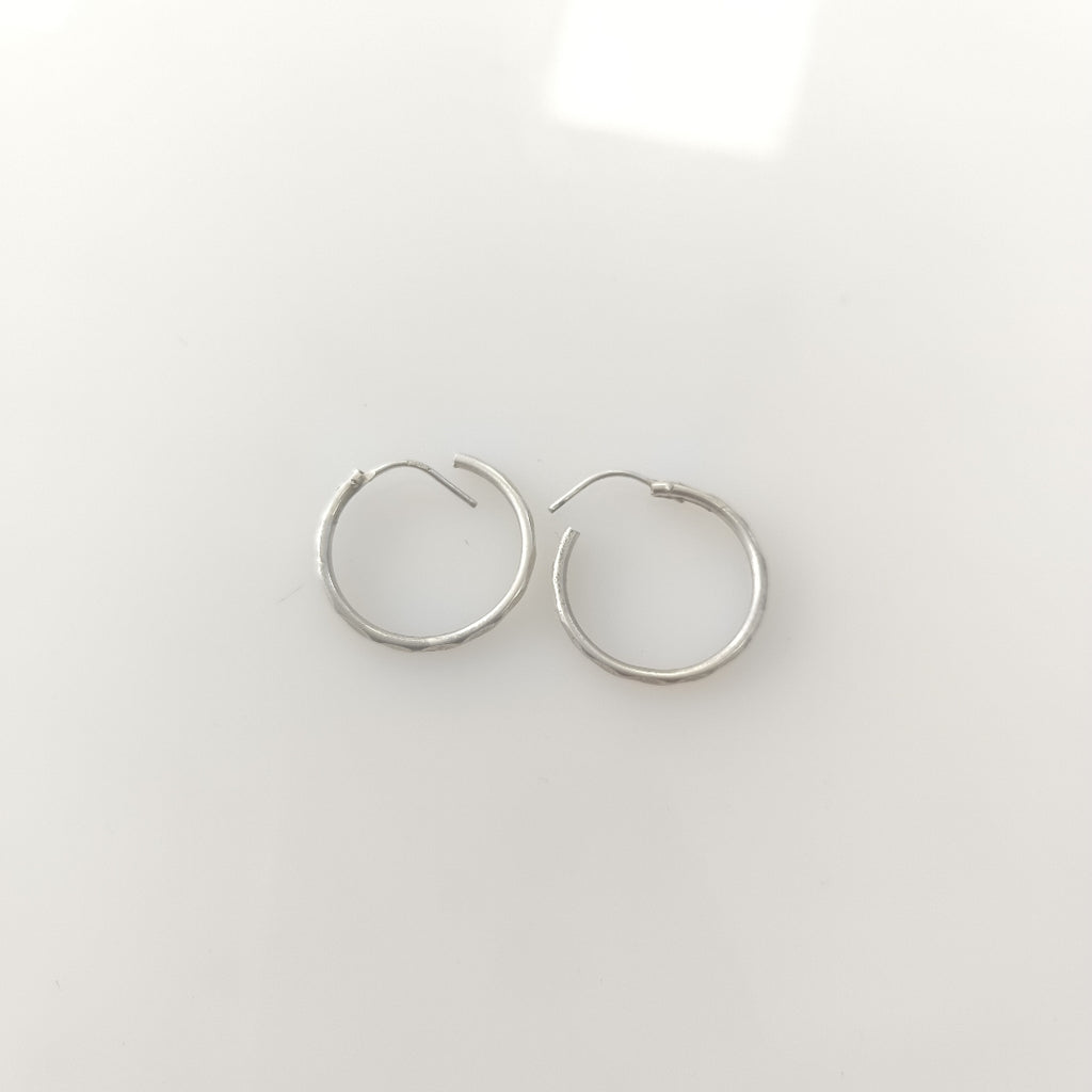 ARRACADAS PAR PLATA 1.6 GRMS (SEMINUEVO)