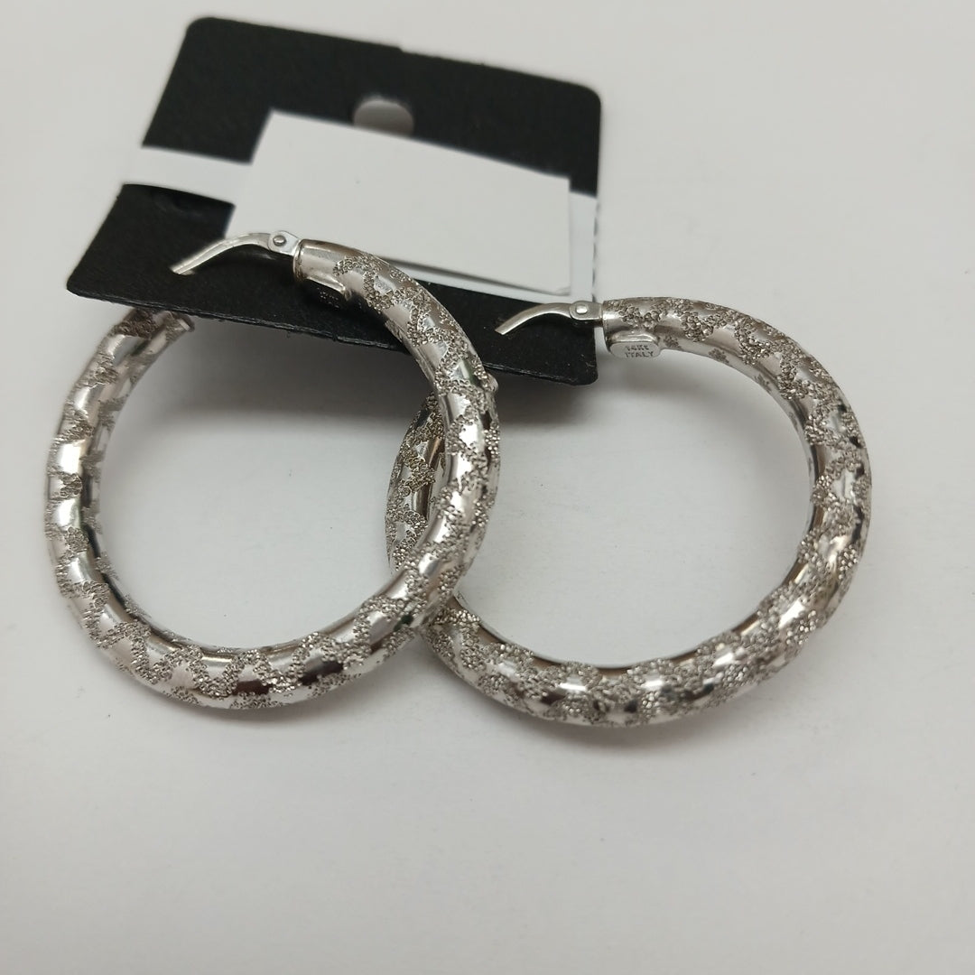 ARRACADAS PAR ORO BLANCO 14 K 4.6 GRMS (SEMINUEVO)
