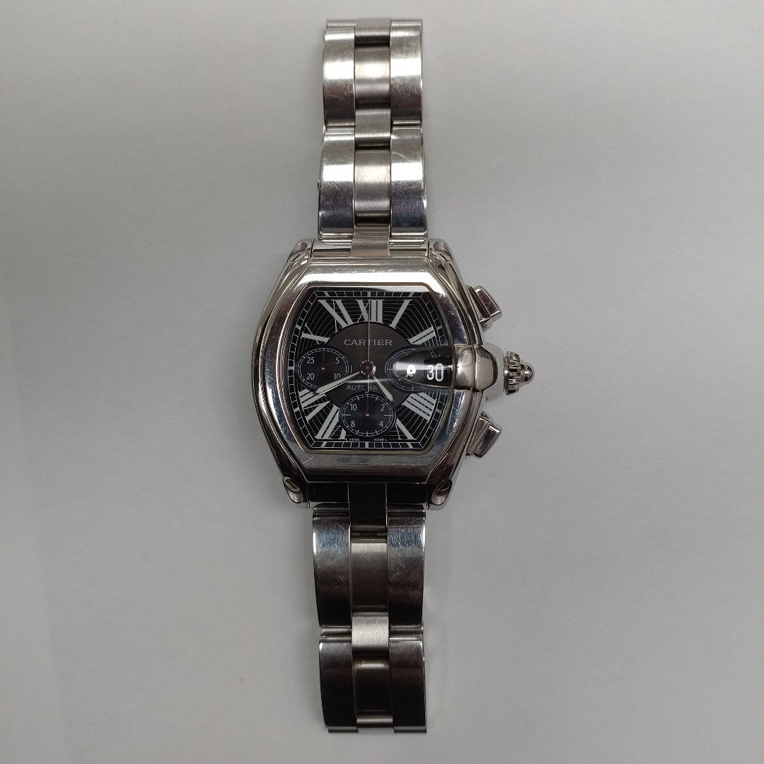 RELOJ CABALLERO CARTIER ROADSTER 2618 (SEMINUEVO)