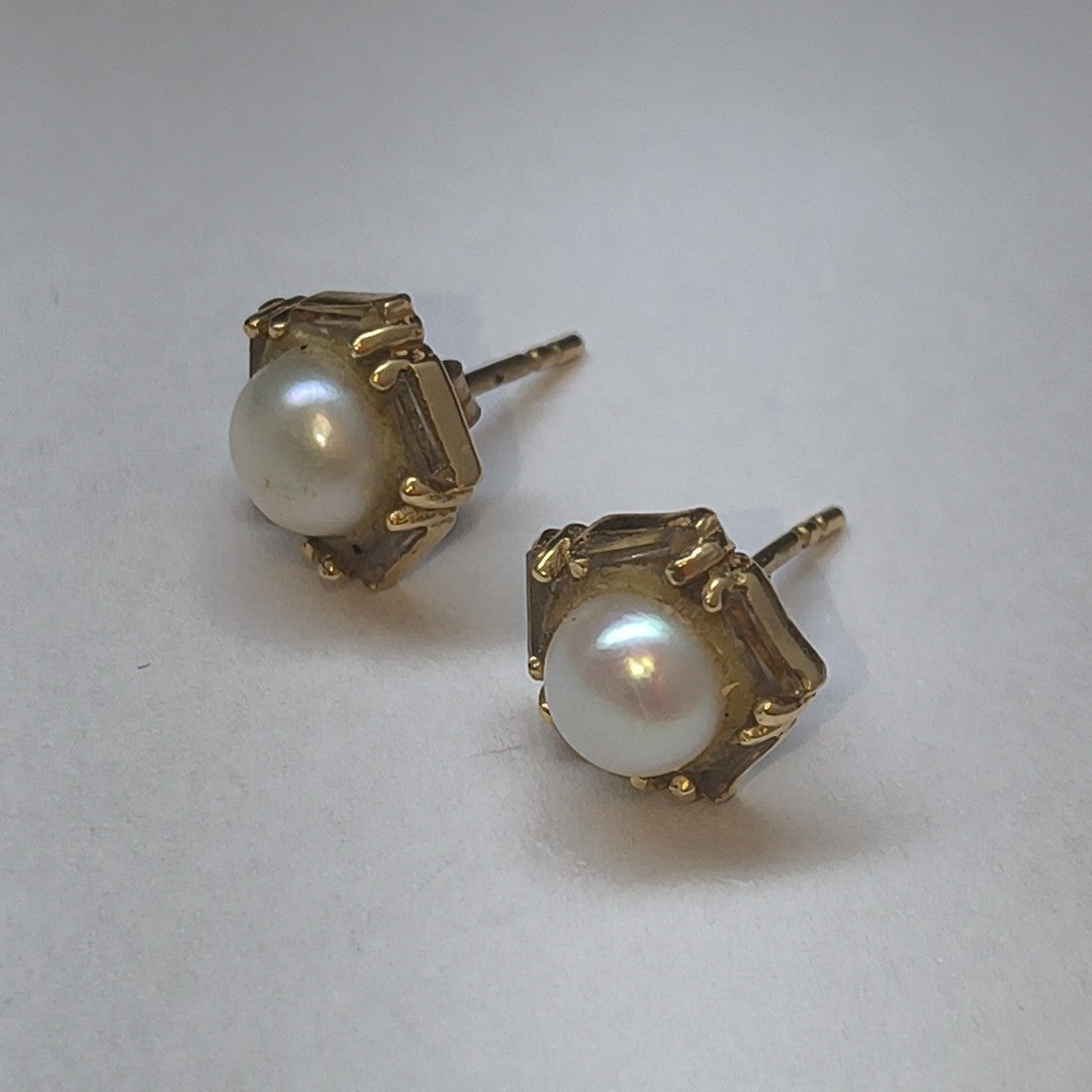 BROQUELES PAR ORO 14 K 2.6 GRMS (SEMINUEVO)