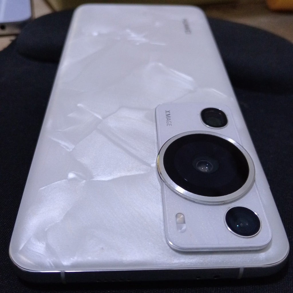 CELULAR HUAWEI P60 PRO MNA-LX9 (2023) 256 GB 8 GB RAM (SEMINUEVO)