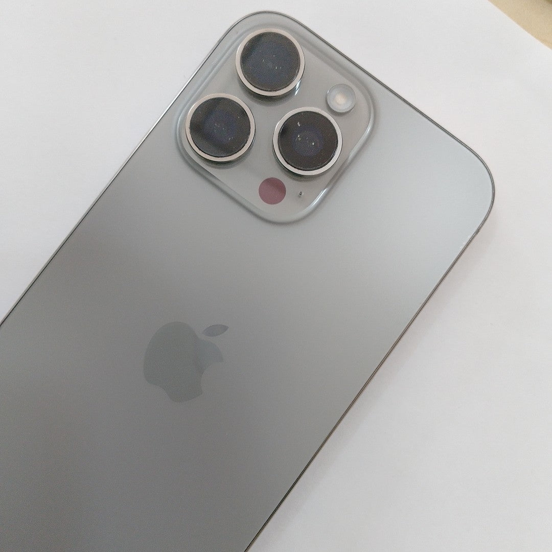 CELULAR APPLE IPHONE 16 PRO MAX A3295 (2024) 256 GB 8 GB RAM (SEMINUEVO)