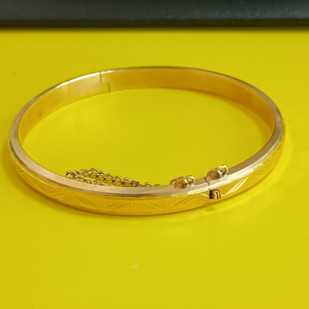 PULSERA RIGIDA ORO 18 K 15.1 GRMS (SEMINUEVO)