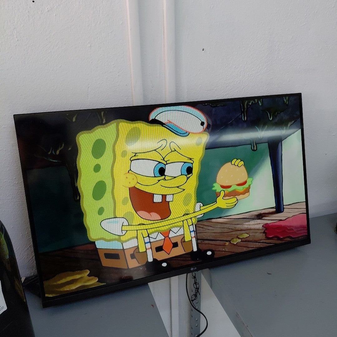 PANTALLA LG 32LR600BPSC (2026) 32" LED HD (SEMINUEVO)
