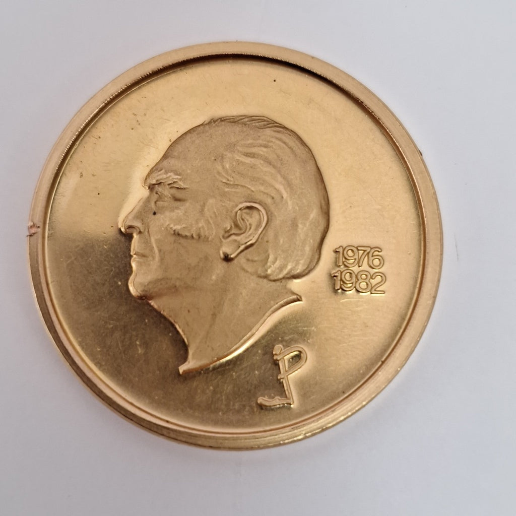 MEDALLA CONMEMORATIVA ORO 18 K 40,40 GRMS (SEMINUEVO)