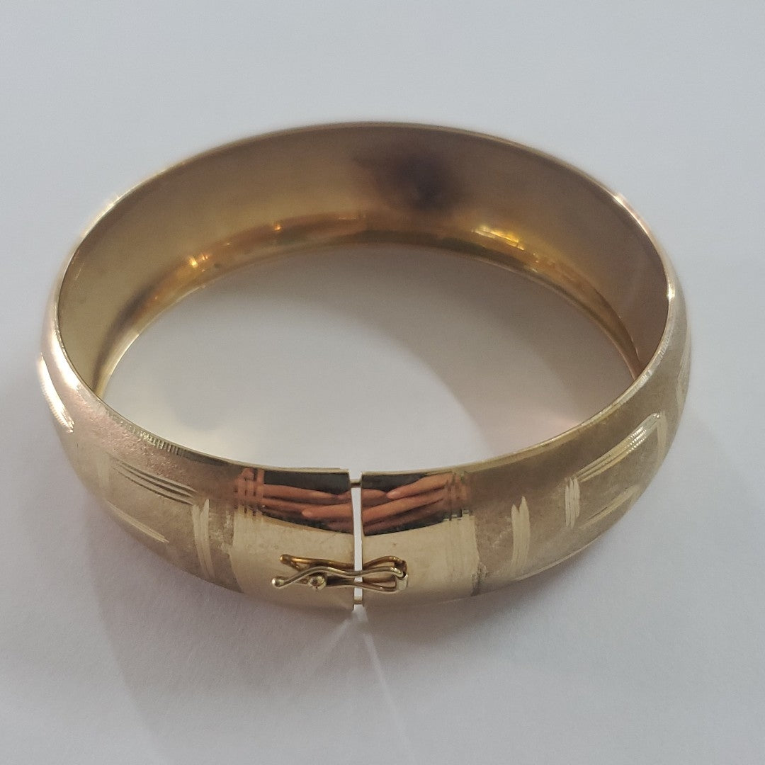 PULSERA RIGIDA ORO 10 K 9.4 GRMS (SEMINUEVO)