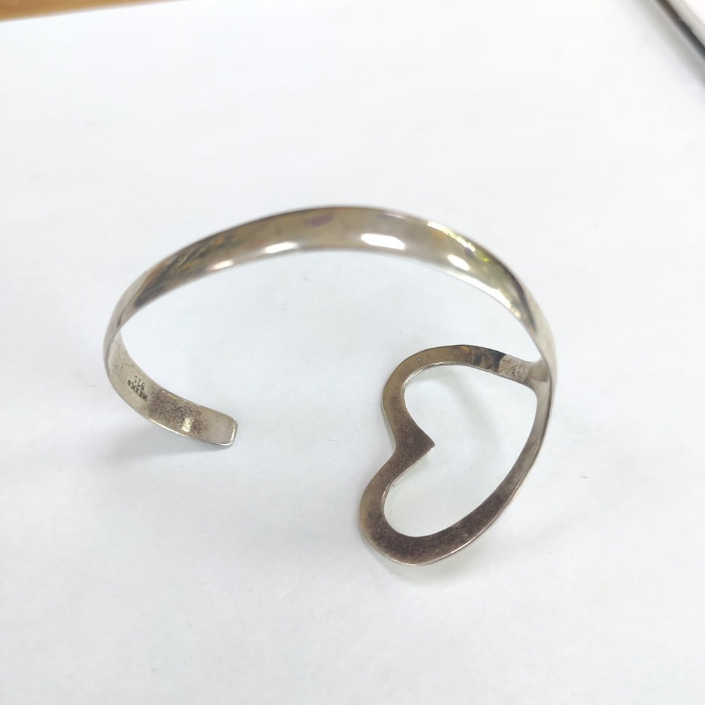 PULSERA RIGIDA PLATA 15.6 GRMS (SEMINUEVO)