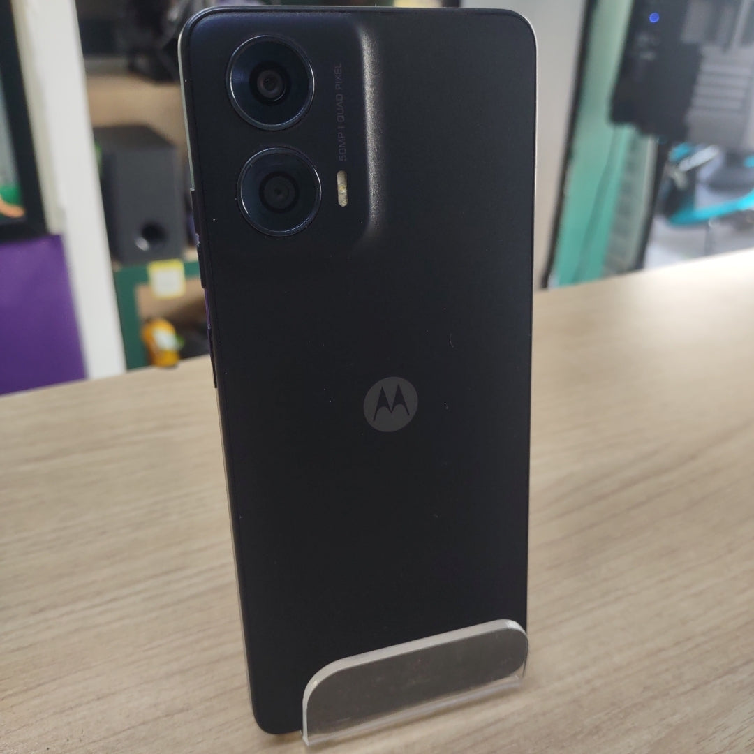 CELULAR MOTOROLA MOTO G24 XT2423-1 (2024) 256 GB 4 GB RAM (SEMINUEVO)
