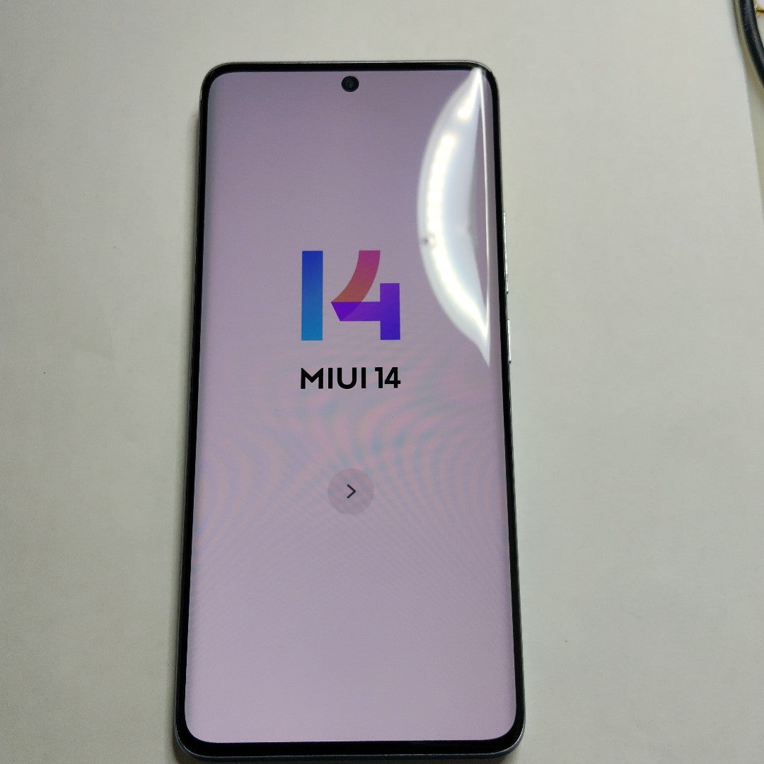 CELULAR XIAOMI REDMI NOTE 13 PRO+ 5G 23090RA98I (2023) 512 GB 12 GB RAM (SEMINUEVO)